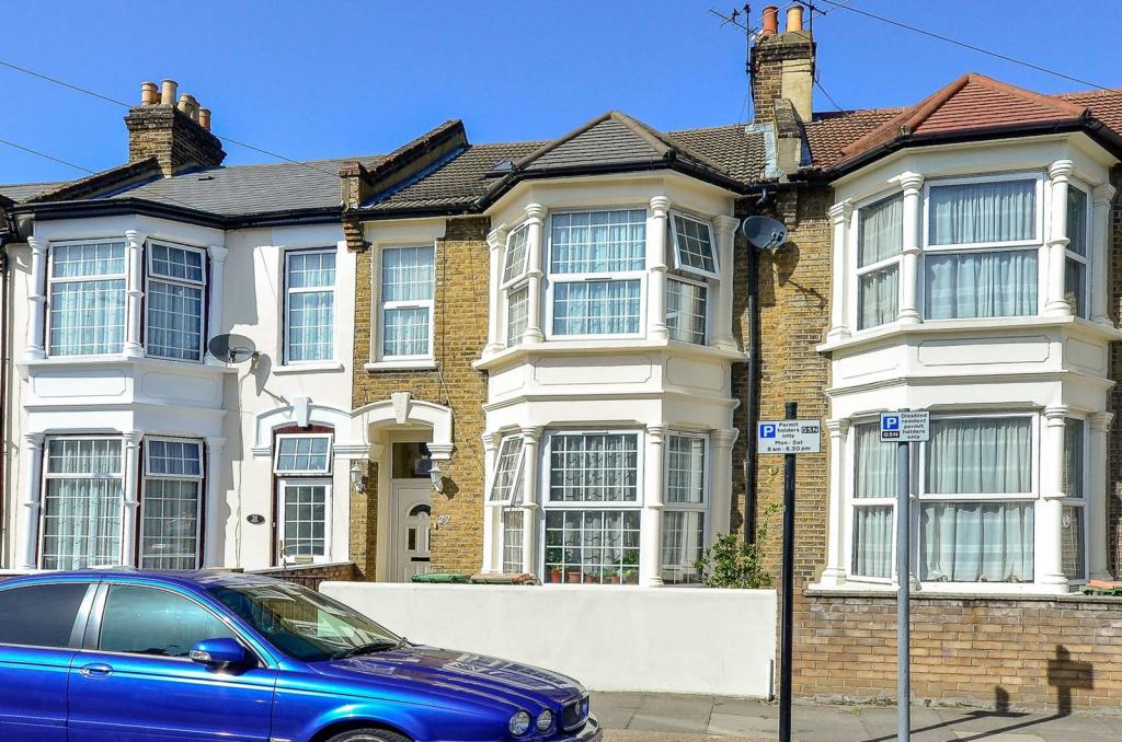 Buy or rent a property | Glenparke Road, London E7 8BP