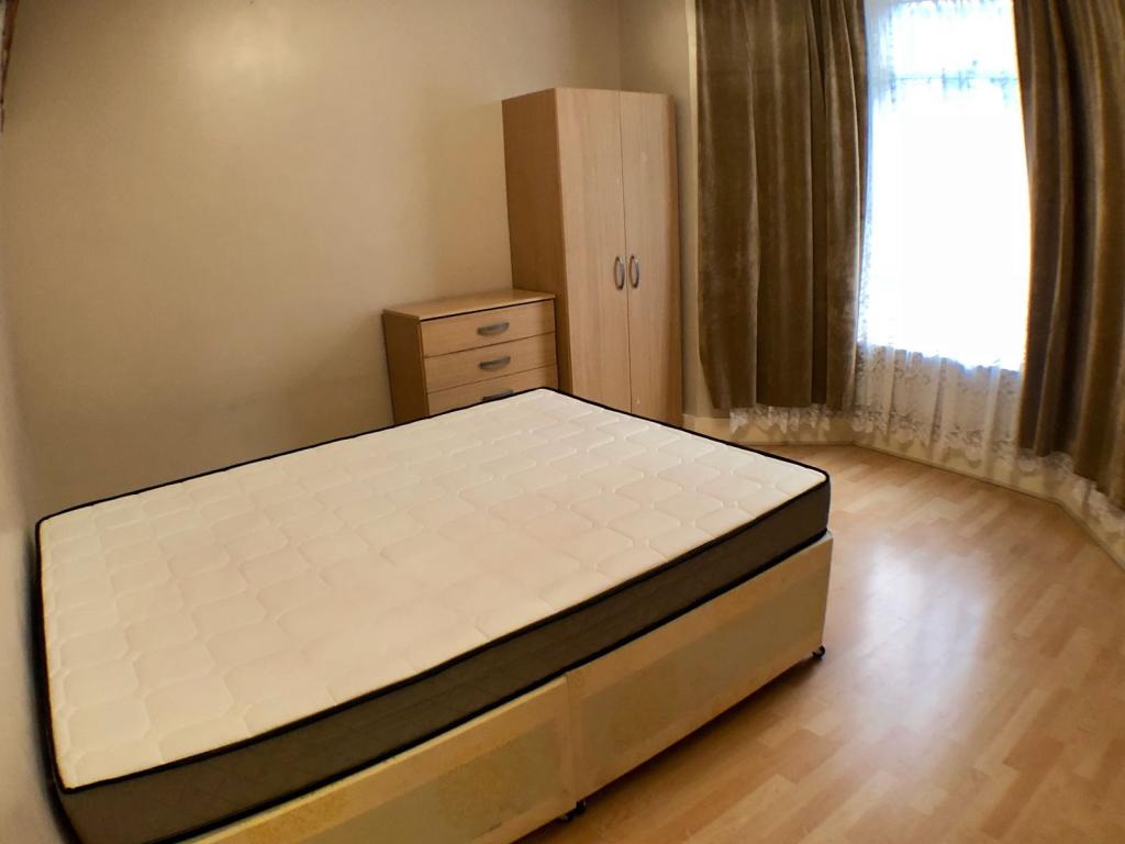 Buy or rent a property | Halley Road, London E7 8DT