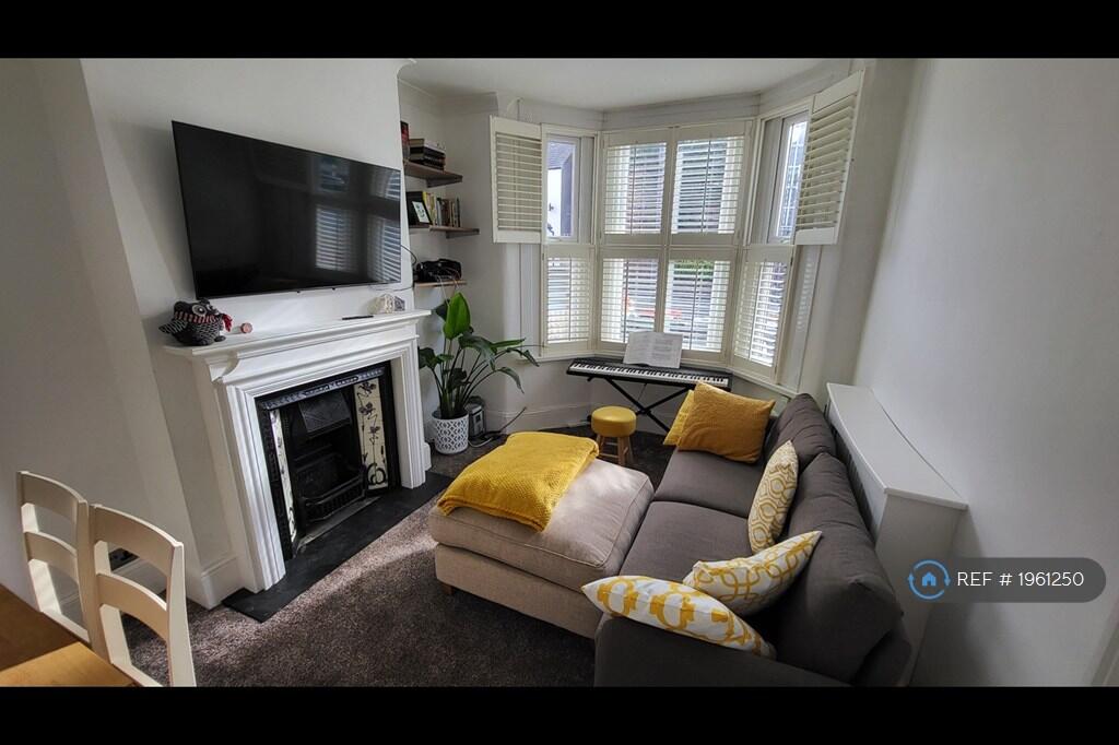 Buy or rent a property | Katherine Road, London E7 8EA