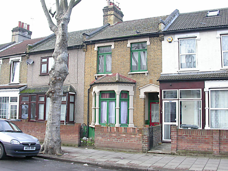 Buy or rent a property | Strone Road, London E7 8ET