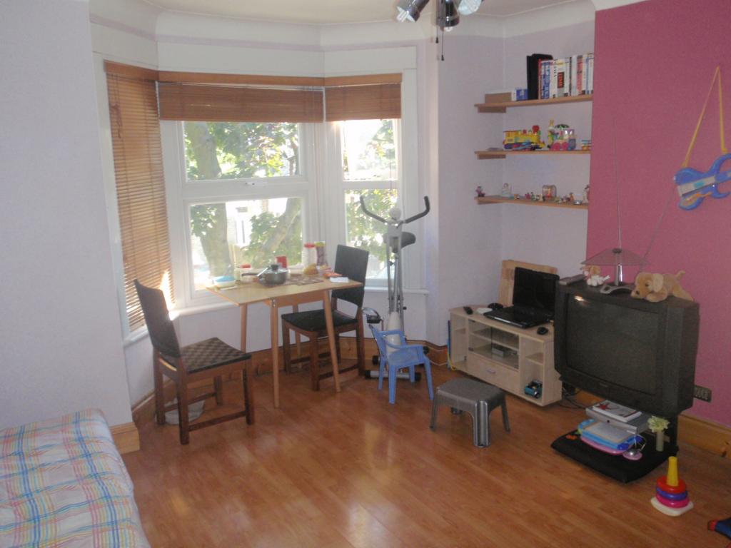 Buy or rent a property | Bristol Road, London E7 8HG
