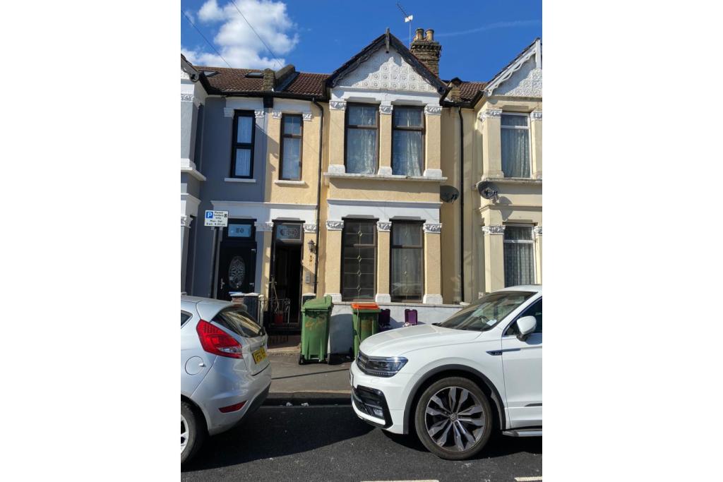 Buy or rent a property | Shaftesbury Road, London E7 8PD