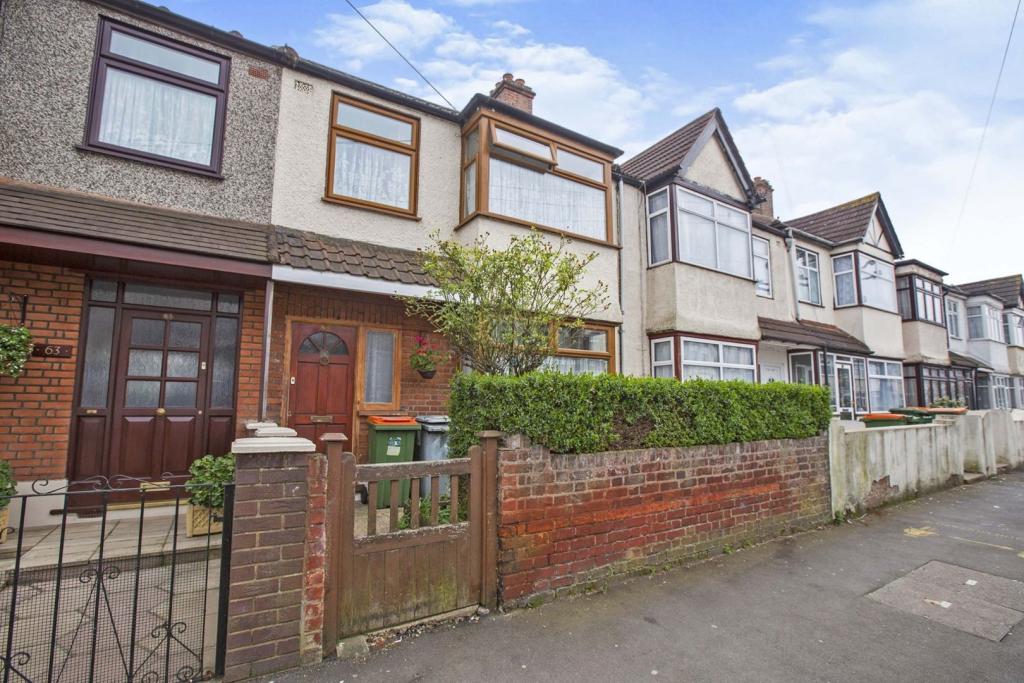 Buy or rent a property | Shaftesbury Road, London E7 8PD