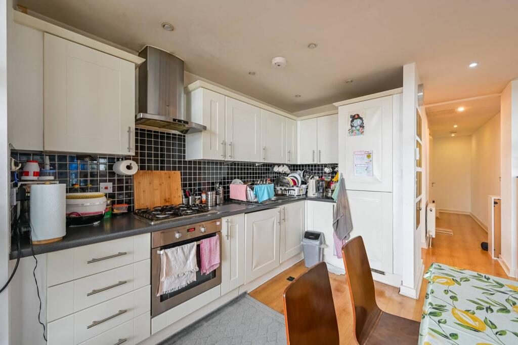Buy or rent a property | Shaftesbury Road, London E7 8PL