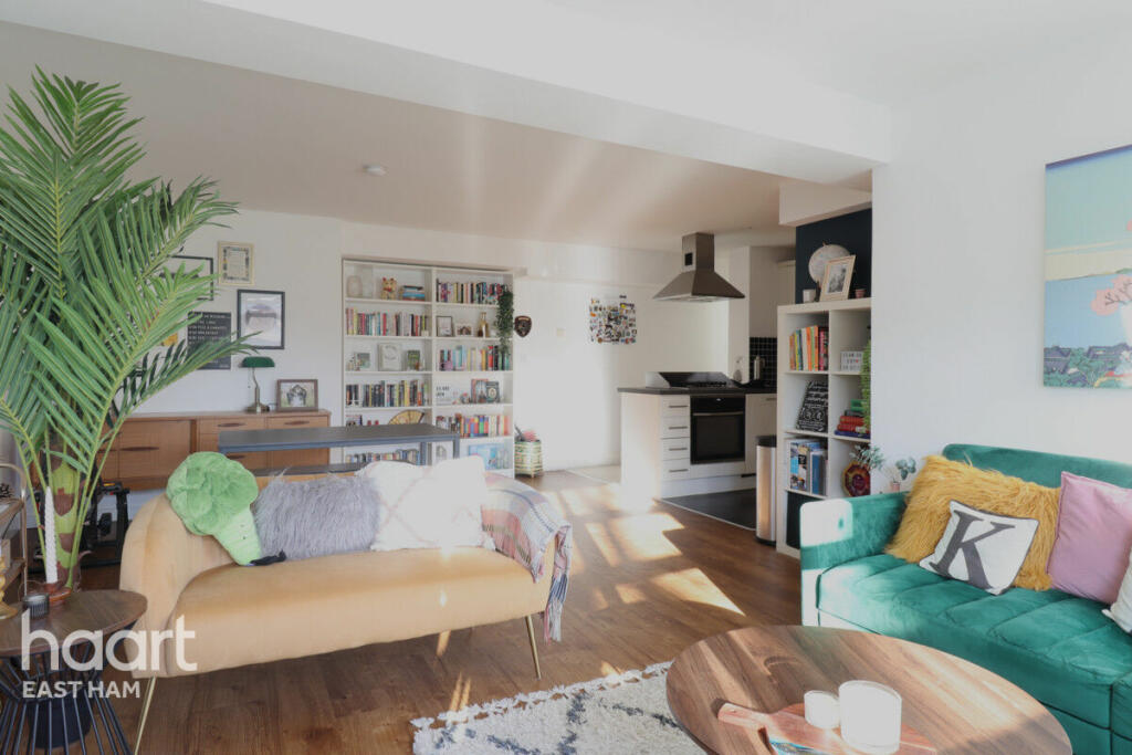 Buy or rent a property | Shaftesbury Road, London E7 8PL