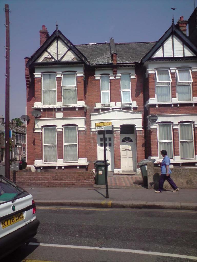 Buy or rent a property | Dorset Road, London E7 8PR
