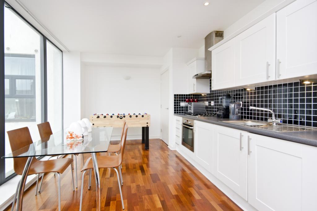 Buy or rent a property | Shaftesbury Road, London E7 8PY