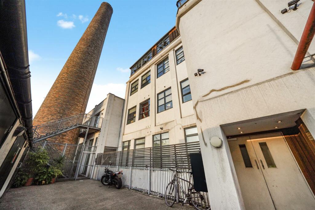 Buy or rent a property | Shaftesbury Road, London E7 8PY