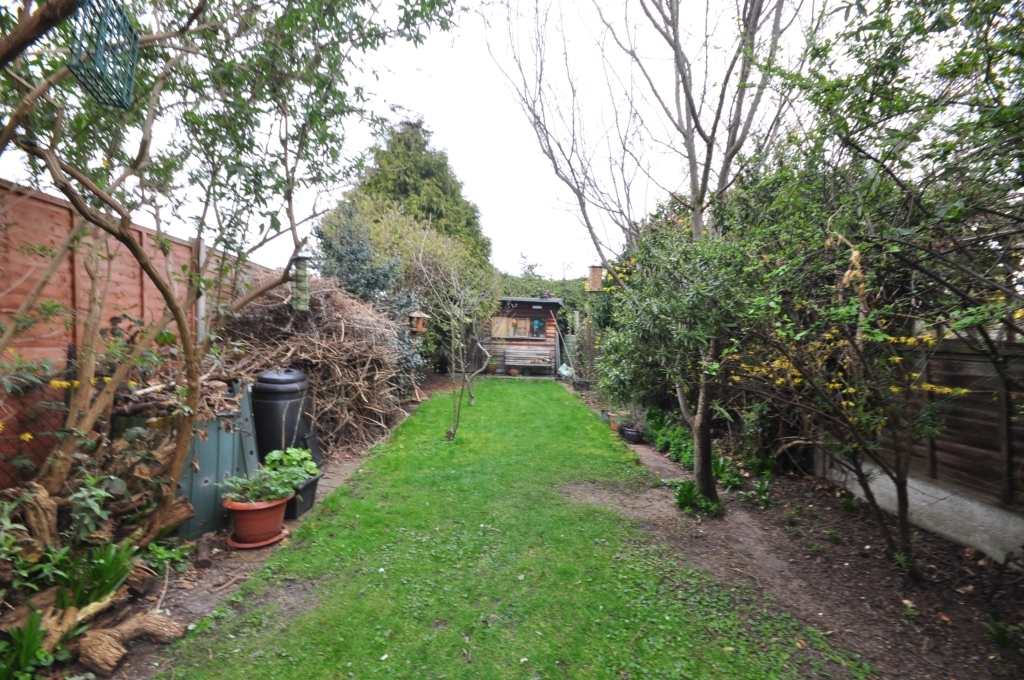 Buy or rent a property | Lincoln Road, London E7 8QN