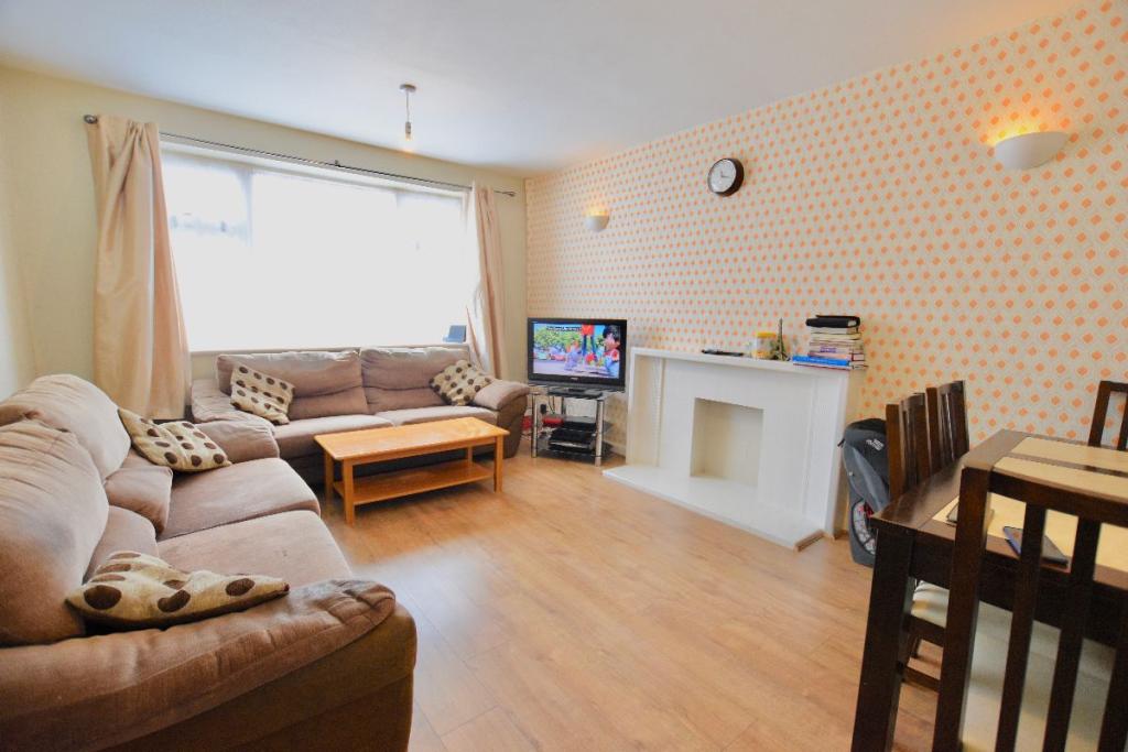 Buy or rent a property | Earlham Grove, London E7 9AP