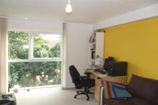Buy or rent a property | Aylesbury Close, London E7 9AU