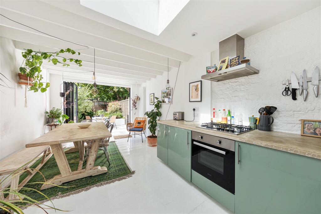 Buy or rent a property | Dean Street, London E7 9BJ