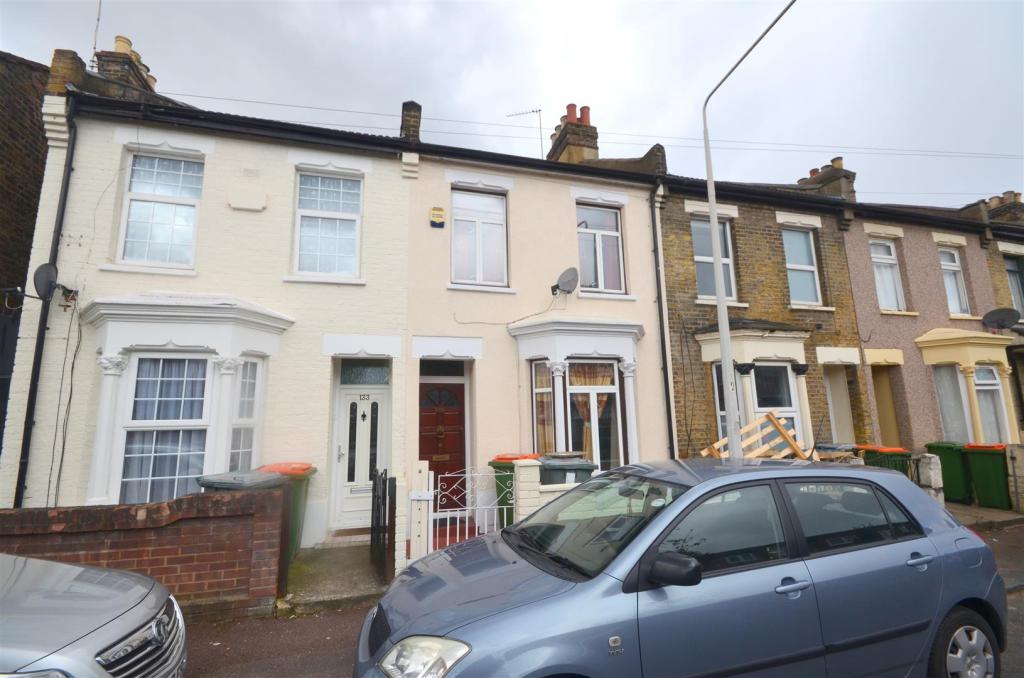 Buy or rent a property | Wellington Road, London E7 9BT