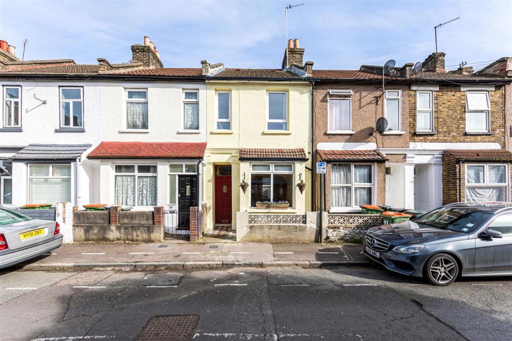 Buy or rent a property | Tower Hamlets Road, London E7 9DD