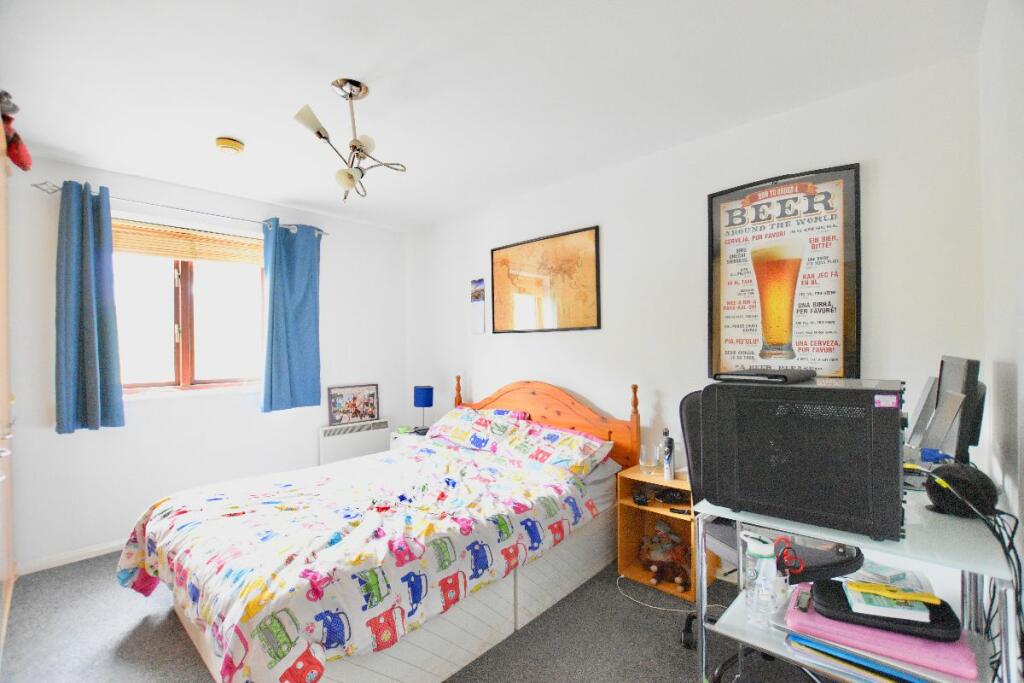 Buy or rent a property | Magpie Close, London E7 9DE