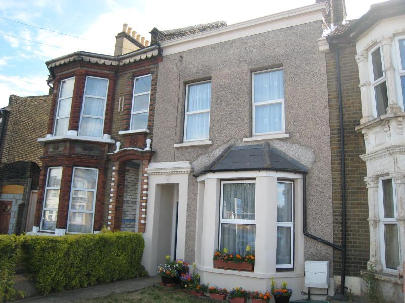 Buy or rent a property | Disraeli Road, London E7 9JU
