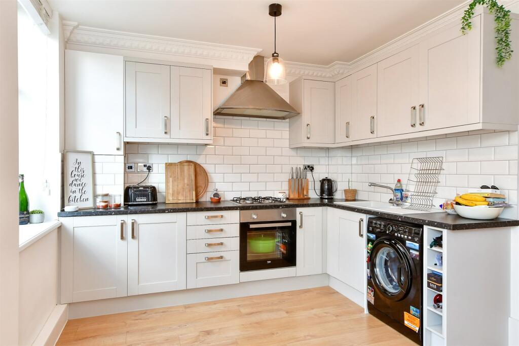 Buy or rent a property | Upton Lane, London E7 9NP