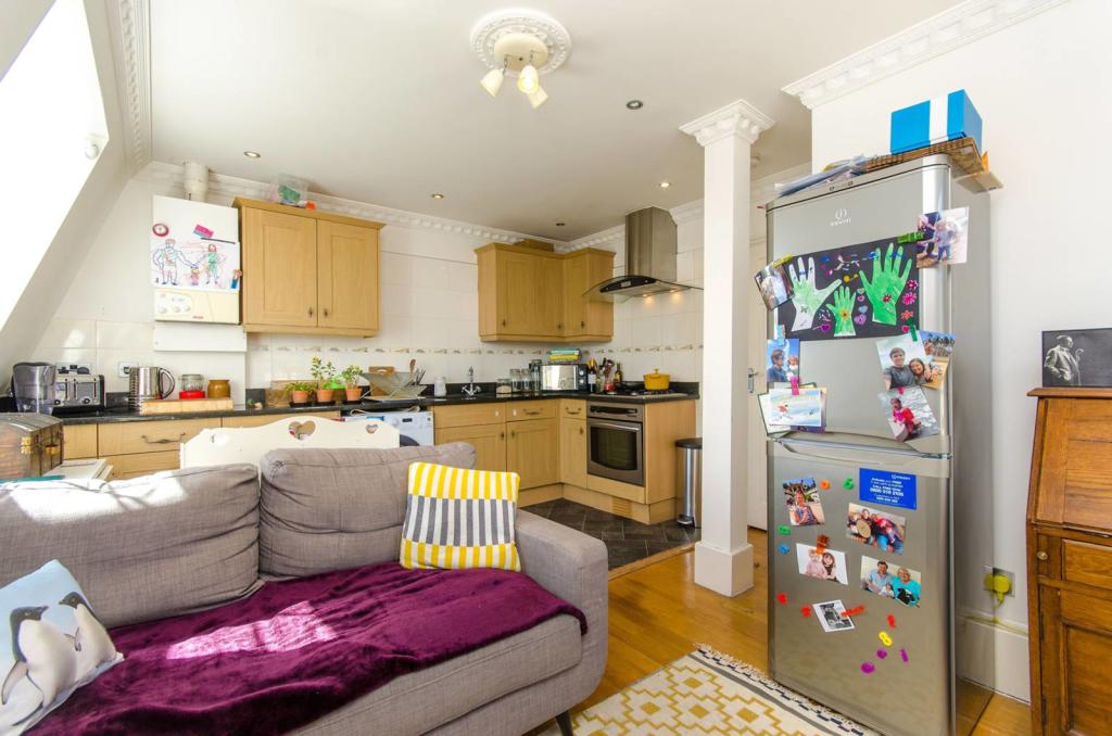 Buy or rent a property | Upton Lane, London E7 9NP