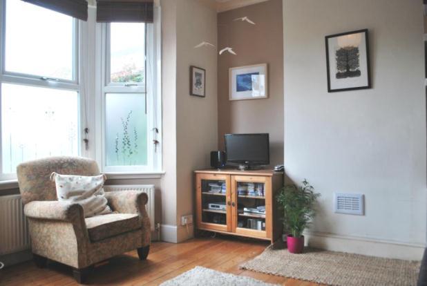 Buy or rent a property | Stukeley Road, London E7 9QQ