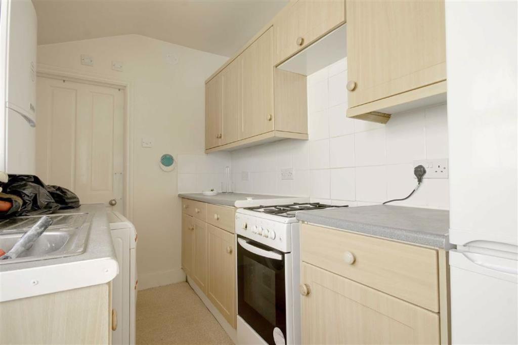 Buy or rent a property | Neville Road, London E7 9QT