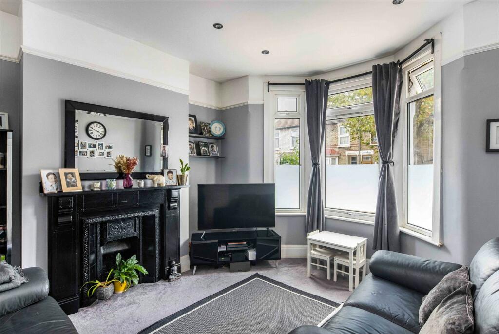 Buy or rent a property | Neville Road, London E7 9QX