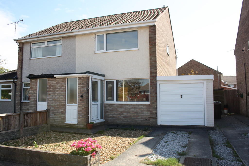 Buy or rent a property | Menivale Close, Southport PR9 9RY