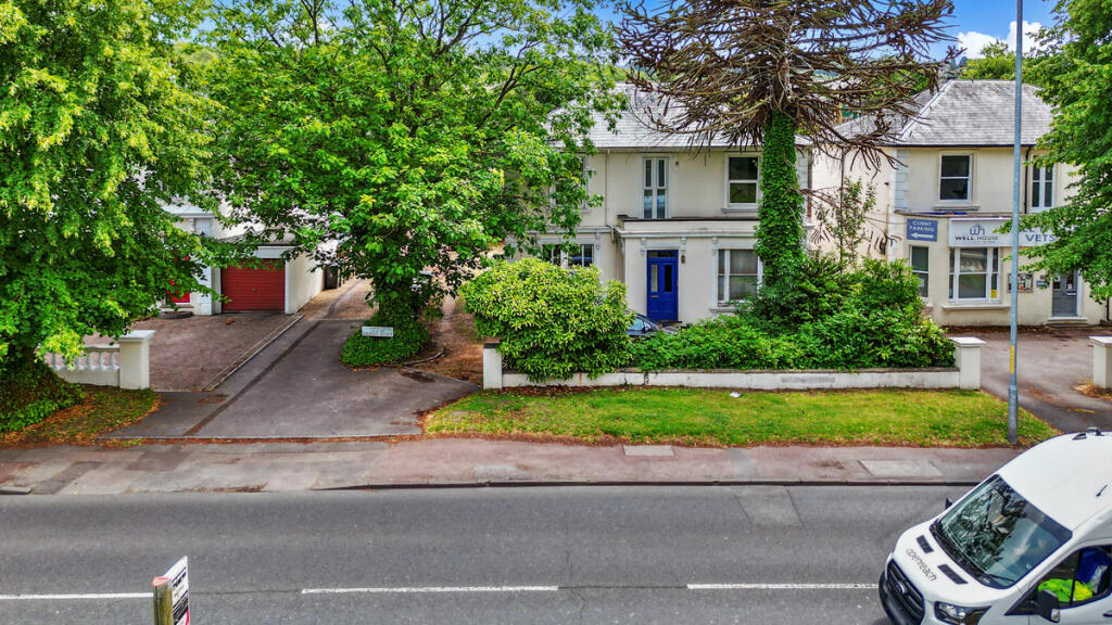 Buy or rent a property | Eridge Road, Tunbridge Wells TN4 8HJ