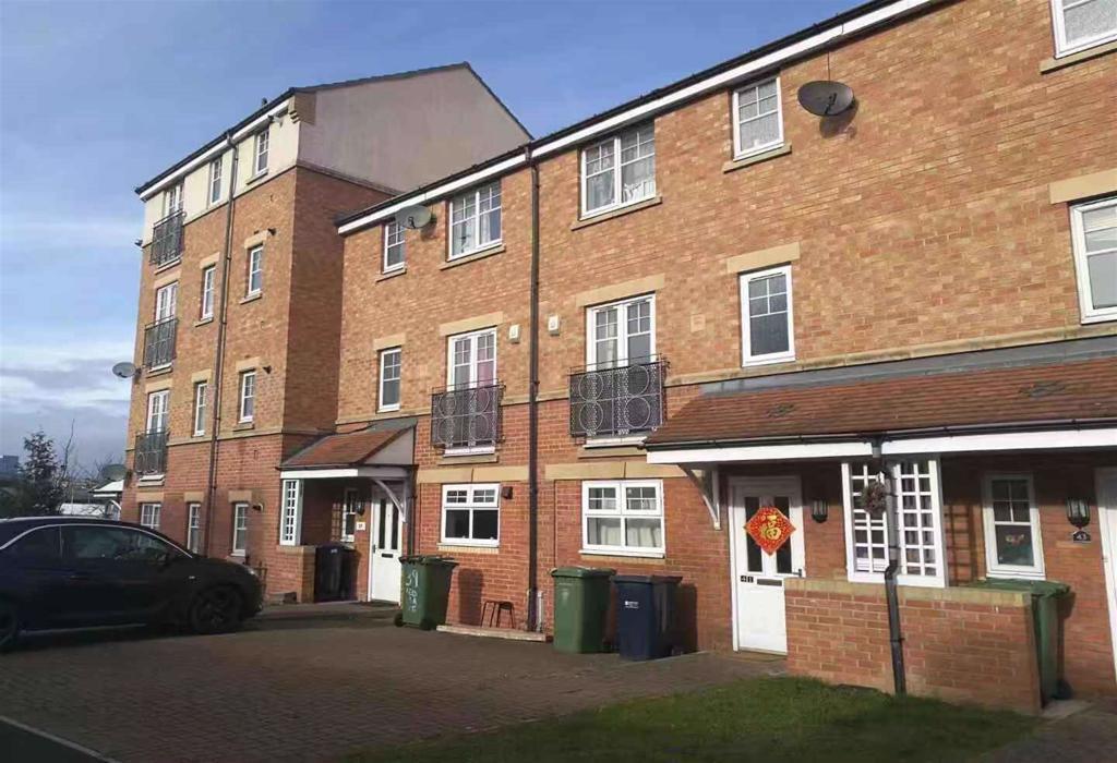 Buy or rent a property | Redgrave Close, Gateshead NE8 3JD