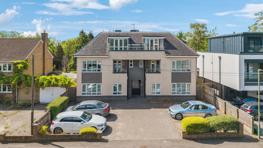 Buy or rent a property | Sunderland Avenue, Oxford OX2 8DT