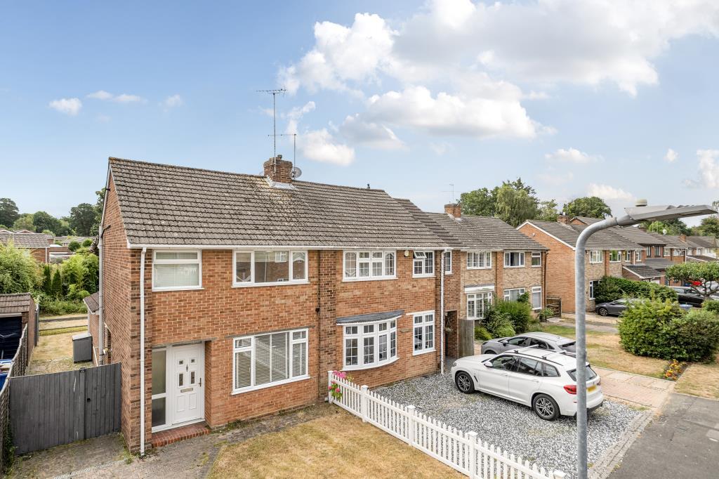Buy or rent a property | Prince Andrew Way, Ascot SL5 8NH