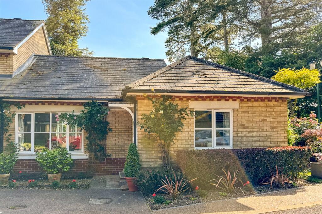 Buy or rent a property | Marriot Terrace, Rickmansworth WD3 5GF