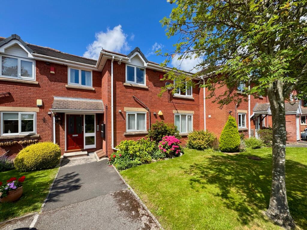 Buy or rent a property | Meadow View, Southport PR8 6PW