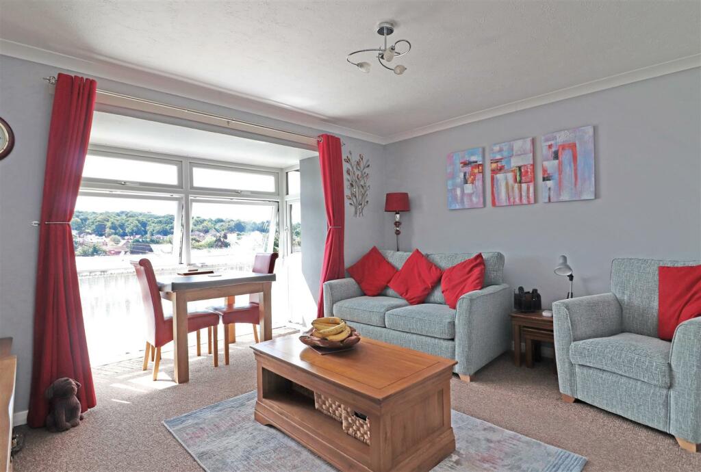 Buy or rent a property | Oxford Road, Redhill RH1 1DT