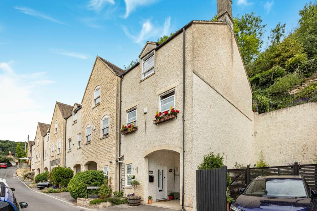 Buy or rent a property | Higher Newmarket Road, Stroud GL6 0RL