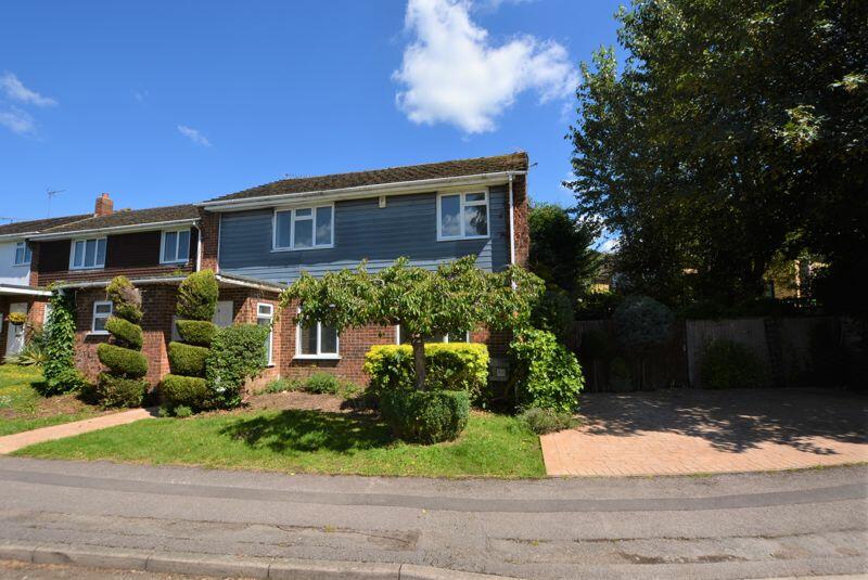 Buy or rent a property | Stable Lane, Beaconsfield HP9 2YT