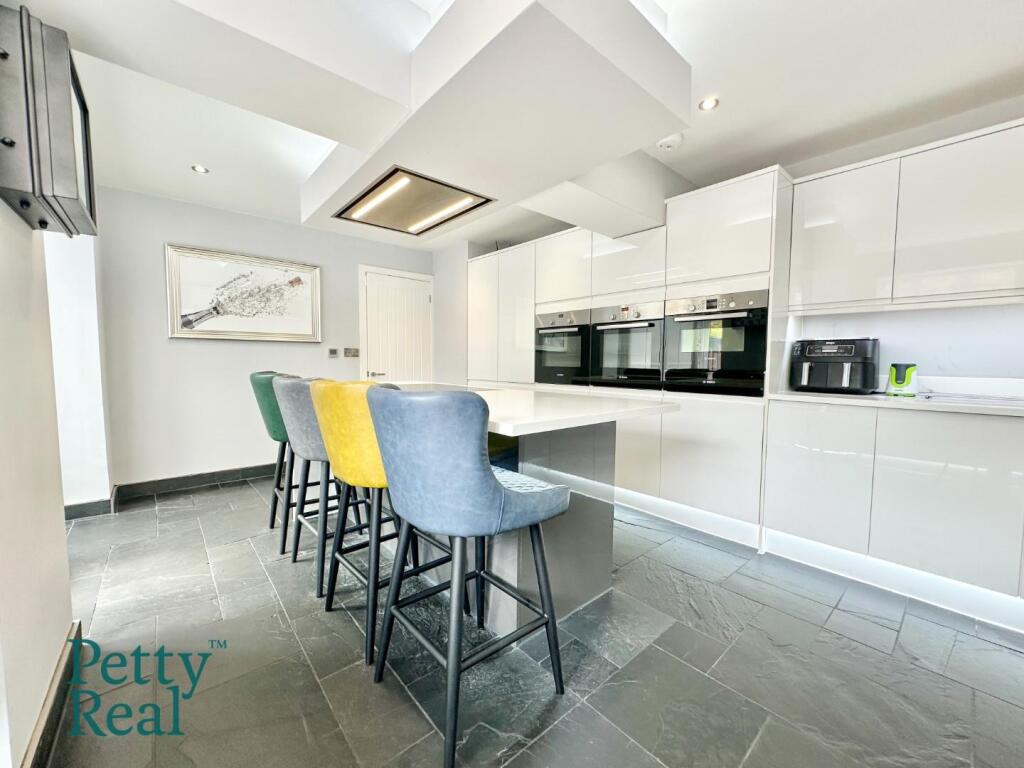 Buy or rent a property | Maylands Place, Nelson BB9 8RA