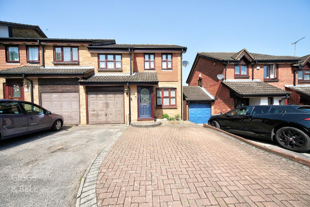 Buy or rent a property | Reedsdale, Luton LU2 9TG