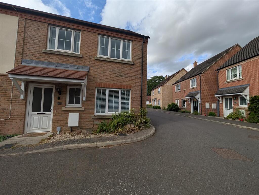 Buy or rent a property | Galba Road, Market Rasen LN7 6GN
