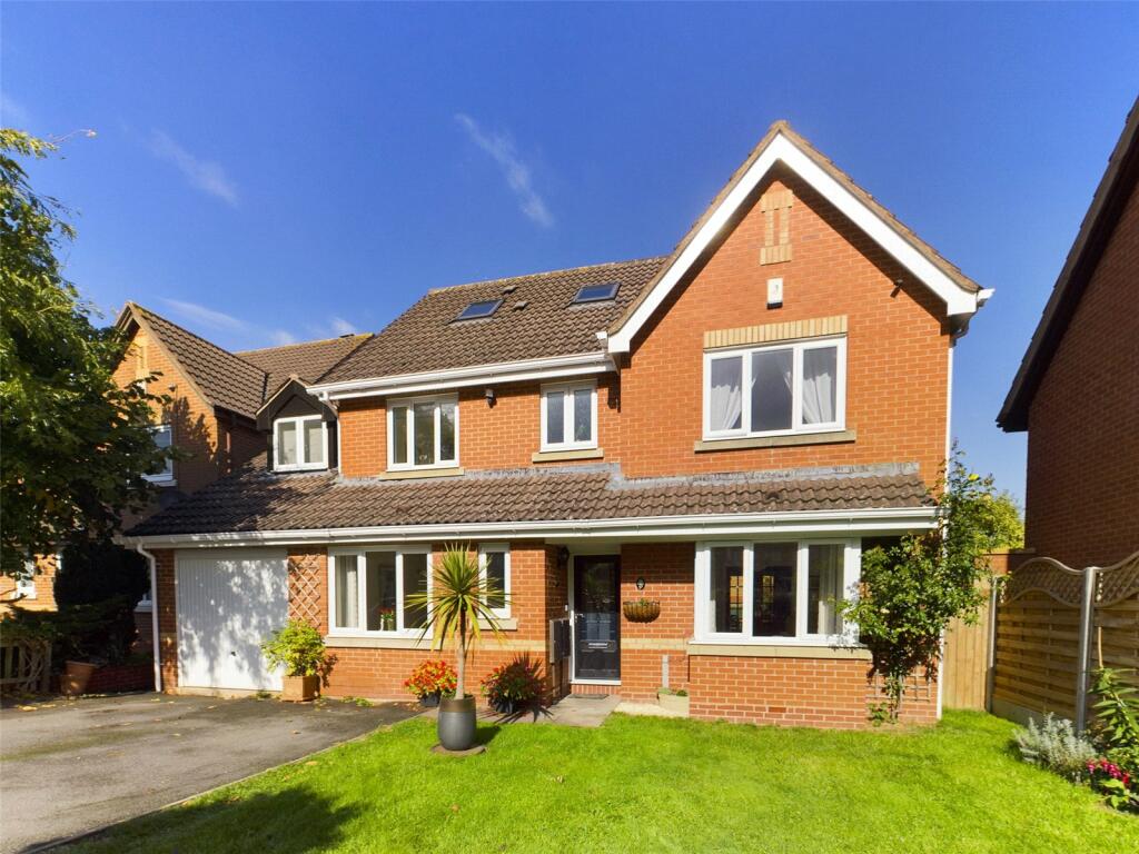 Buy or rent a property | Collings Avenue, Worcester WR4 0DL