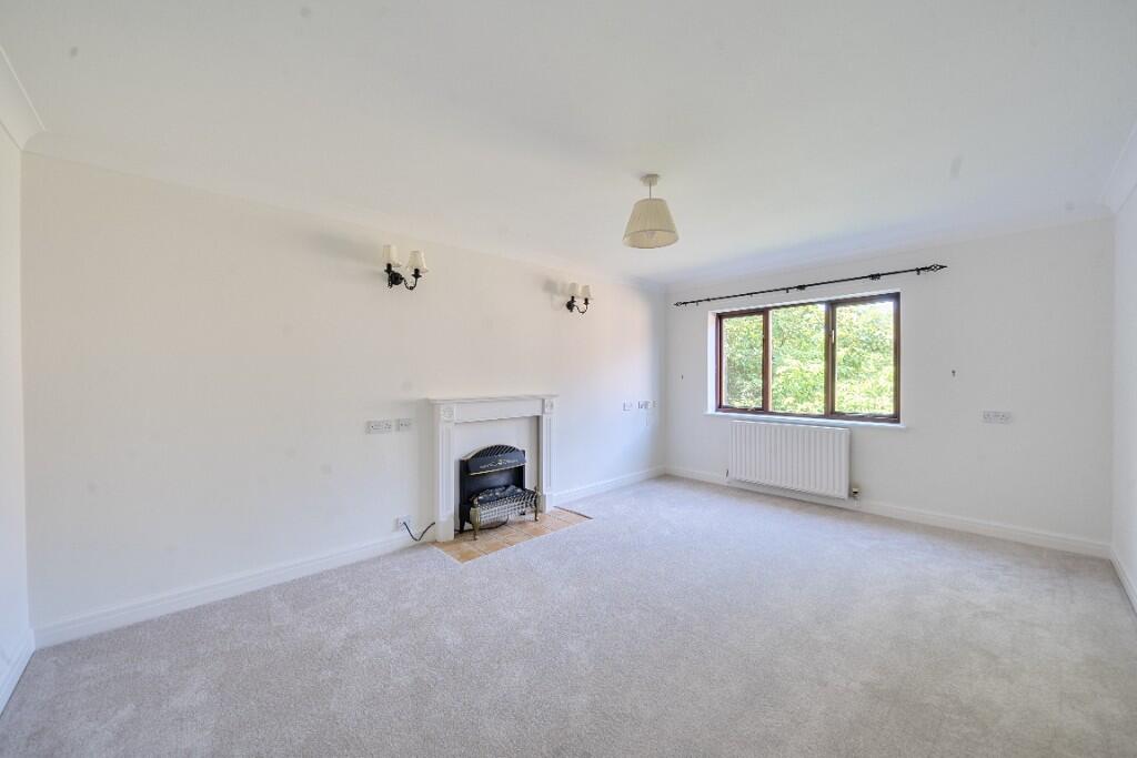 Buy or rent a property | Emmbrook Court, Reading RG6 5TZ