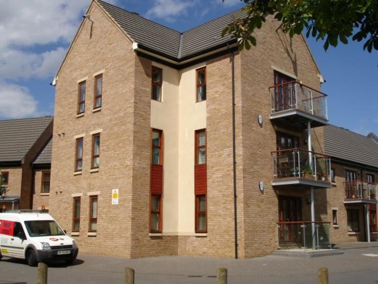Buy or rent a property | Park Corner, Northampton NN5 5FL