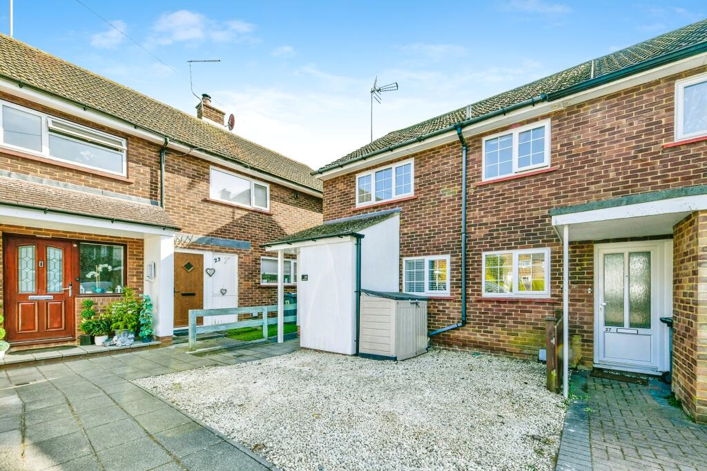 Buy or rent a property | Warwick Road, Stevenage SG2 0QT