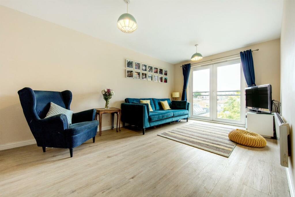 Buy or rent a property | Effra Parade, London SW2 1PF