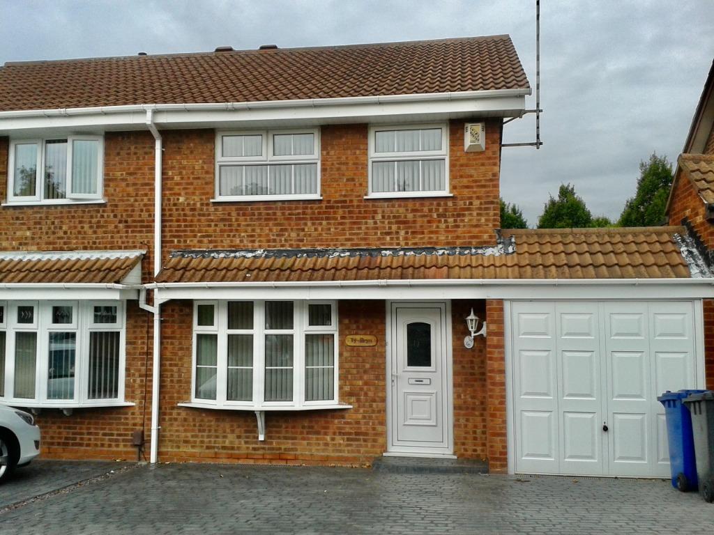 Buy or rent a property | Goldcrest, Tamworth B77 5NS