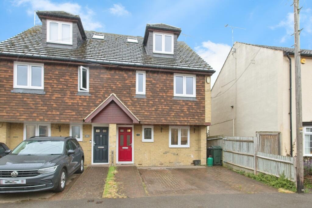 Buy or rent a property | Essex Road, Longfield DA3 7QL