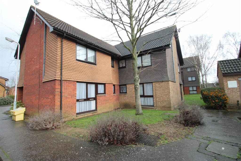 Buy or rent a property | Ryeland Close, West Drayton UB7 8AX
