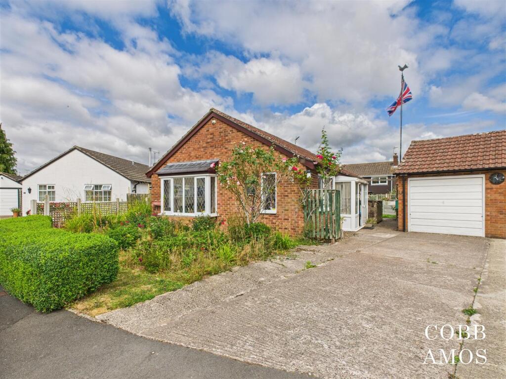 Buy or rent a property | Bearcroft, Hereford HR4 8TD