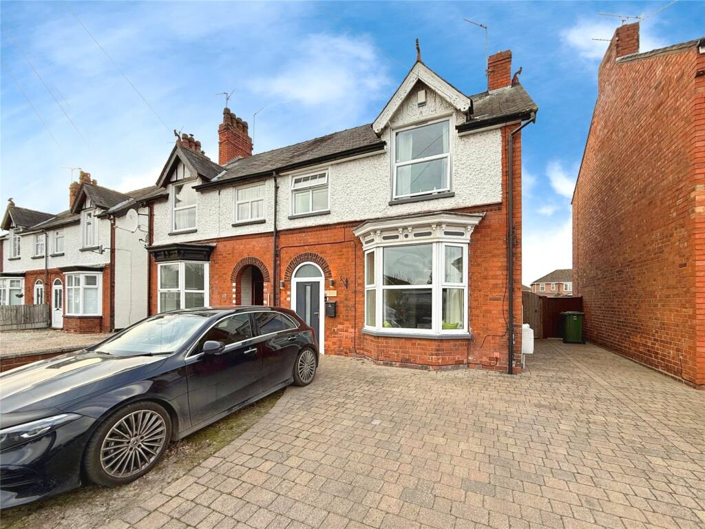 Buy or rent a property | Hykeham Road, Lincoln LN6 8AB