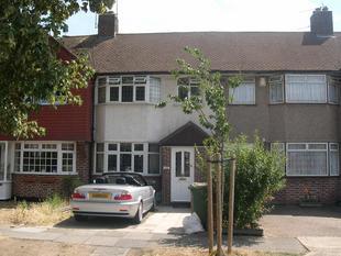 Buy or rent a property | Caverleigh Way, Worcester Park KT4 8DQ